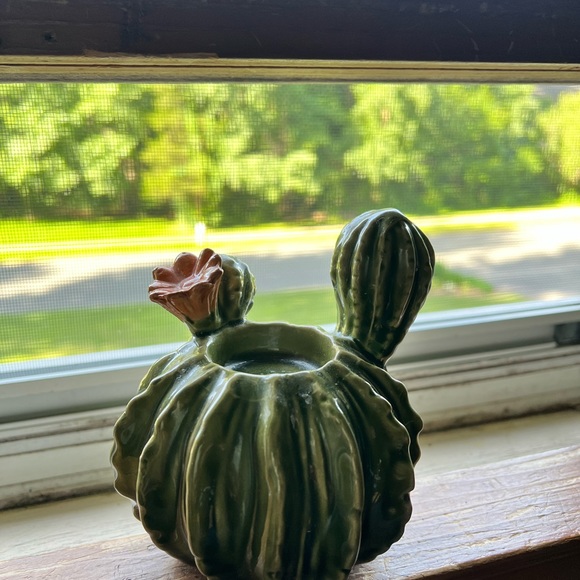 Cactus Candleholder - Picture 4 of 5
